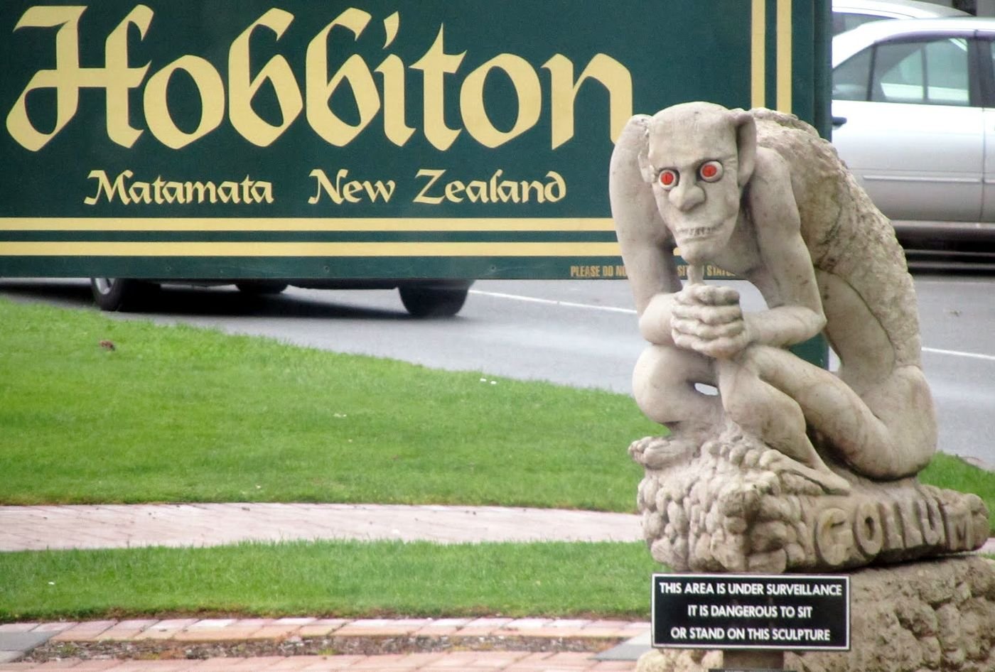 Hobbiton sign and Gollum sculpture in Matamata, New Zealand